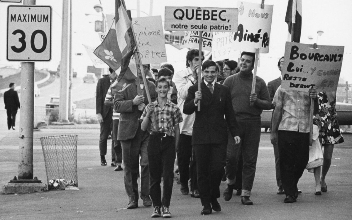 Saint-Léonard, manifestation de 1969. Photo: Antoine Désilets, BAnQ Vieux-Montréal sous licence CC BY-NC-ND 4.0.